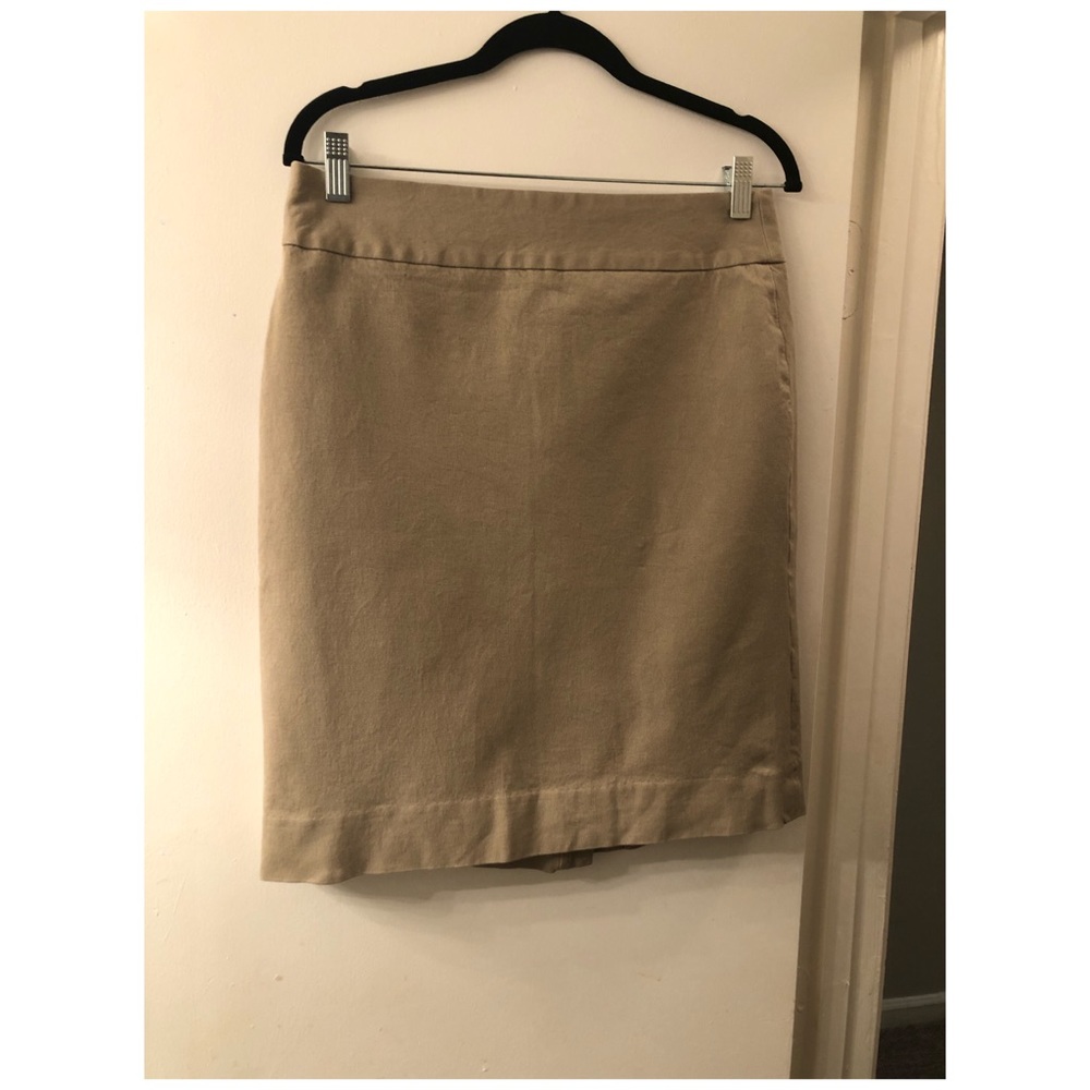 Banana Republic - Stretch Khaki Skirt